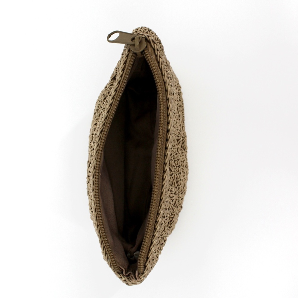 Beige Small Crochet Zipper Pouch - Picture 3 of 3